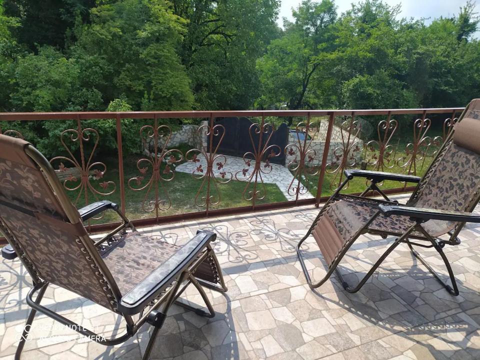 House At The Forest / Სახლი Ტყის Პირას Gordi 外观 照片